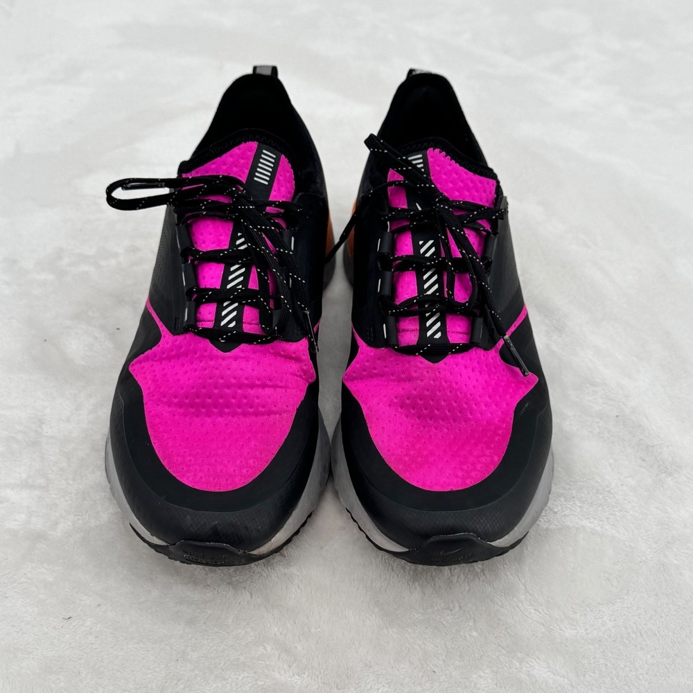 Nike Odyssey React 2 Shield Womens Sz 8 Fire Pink/Atmosphere Gray Running Shoes